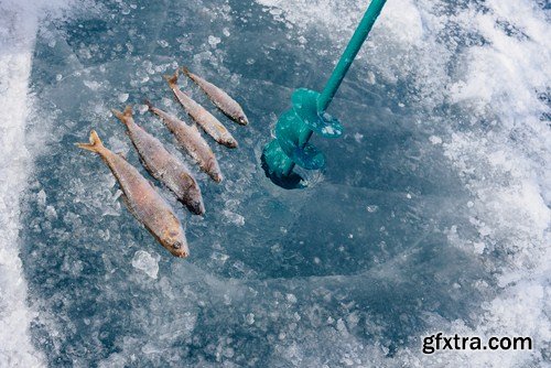 Winter fishing - 24 UHQ JPEG