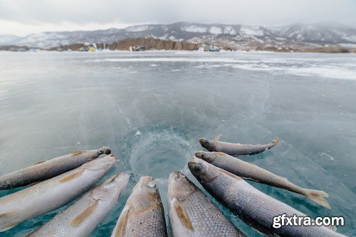 Winter fishing - 24 UHQ JPEG