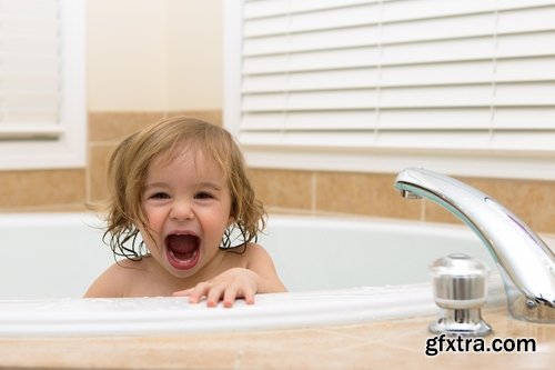 Collection of people bathing in a bath foam child woman man 25 HQ Jpeg