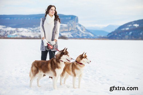 Girl plays with a Husky - 14 UHQ JPEG