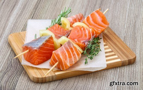 Raw salmon filet, stake and sushi - 83xUHQ JPEG