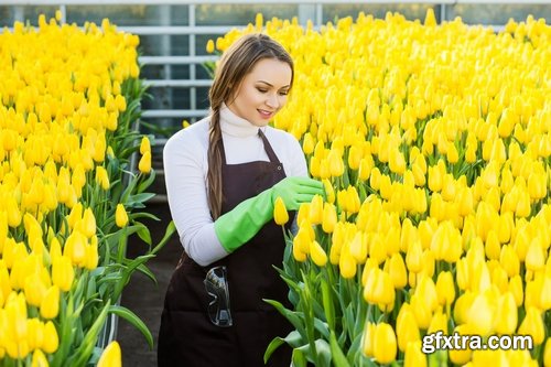 Collection of woman with tulip Mother\'s Day Women\'s Day flowers 25 HQ Jpeg