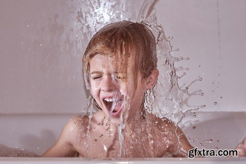 Child bathing - 5 UHQ JPEG