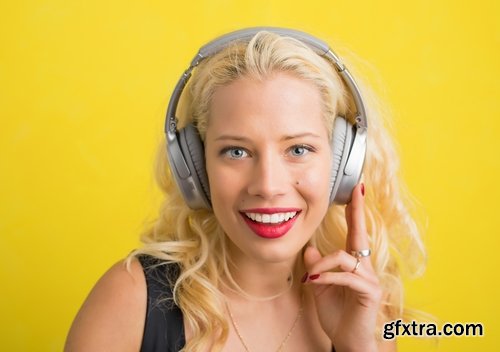 Collection of woman listening to music headphones amusement 25 HQ Jpeg