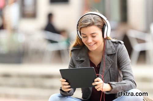 Collection of woman listening to music headphones amusement 25 HQ Jpeg