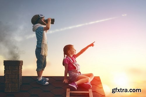 Child flying on balloons - 27 UHQ JPEG