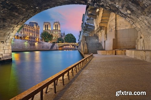 Collection of the City of Paris street Eiffel Tower 25 HQ Jpeg