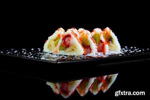 Sashimi and sushi set, 15 x UHQ JPEG