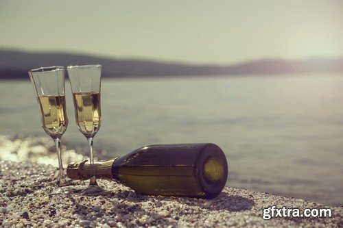 Bottle of champagne on the sand - 8 UHQ JPEG