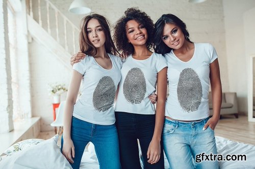 CreativeMarket Women's T-Shirts Mock-Up Vol.1 2017 1216495