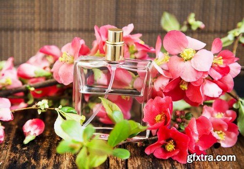 Perfumes and flowers - 5 UHQ JPEG