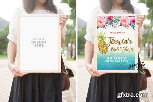 CreativeMarket - Wood frame mock up 1827537