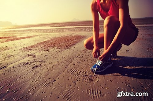 Sports training running on the sand beach sea ocean 25 HQ Jpeg