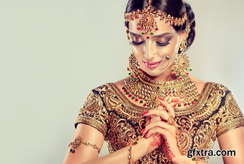 Beautiful Indian girls in traditional clothes, beautiful make-up, women with beautiful jewelry