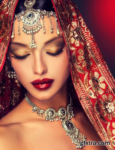 Beautiful Indian girls in traditional clothes, beautiful make-up, women with beautiful jewelry