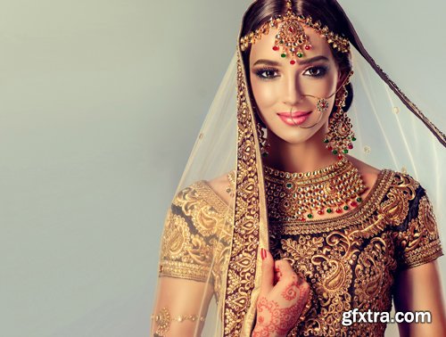 Beautiful Indian girls in traditional clothes, beautiful make-up, women with beautiful jewelry