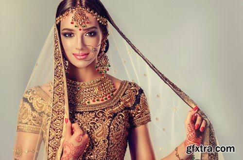 Beautiful Indian girls in traditional clothes, beautiful make-up, women with beautiful jewelry