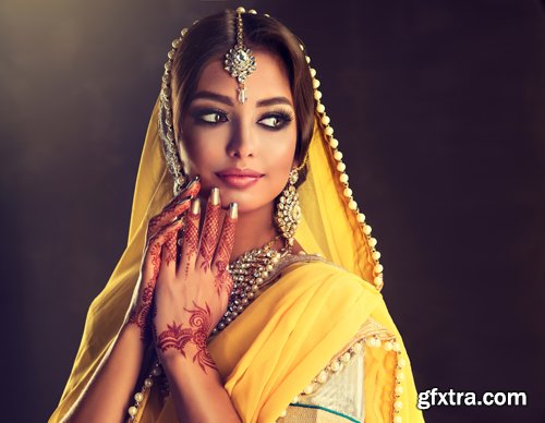 Beautiful Indian girls in traditional clothes, beautiful make-up, women with beautiful jewelry