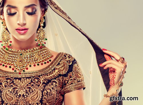 Beautiful Indian girls in traditional clothes, beautiful make-up, women with beautiful jewelry