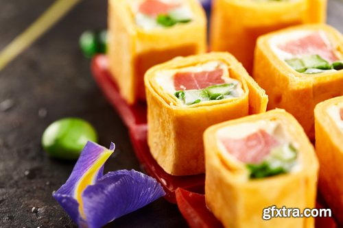 Photos - Appetizing Sushi Set 30