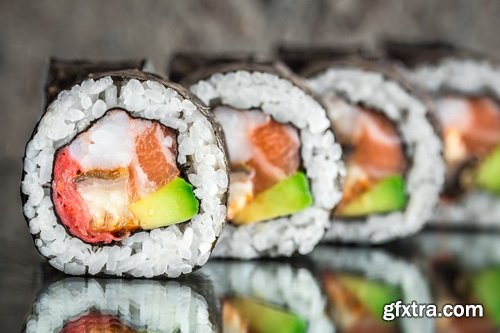 Photos - Appetizing Sushi Set 31