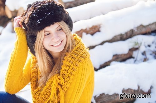 Different beautiful people in winter hat 25 HQ Jpeg