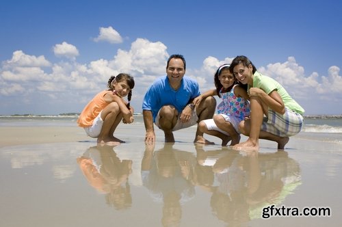 Family travel family mom dad children child vacation autorallies holidays 25 HQ Jpeg