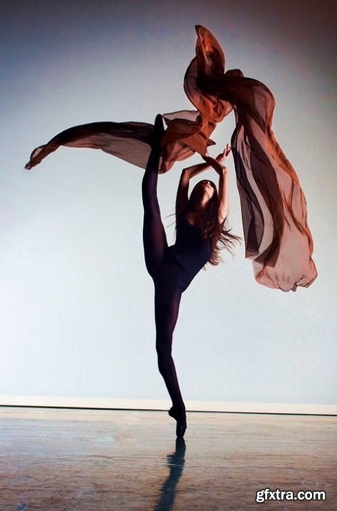 KelbyOne - Dancers in Flight with Beautiful Light