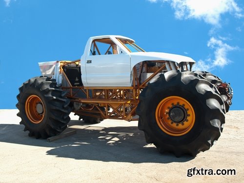 Monster truck lorry car on big wheels bigfoot 25 HQ Jpeg