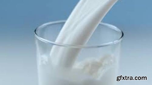 Glass of milk slow-mo - Motion Graphics 83286