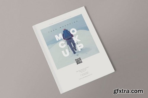 7 Magazine Mockups