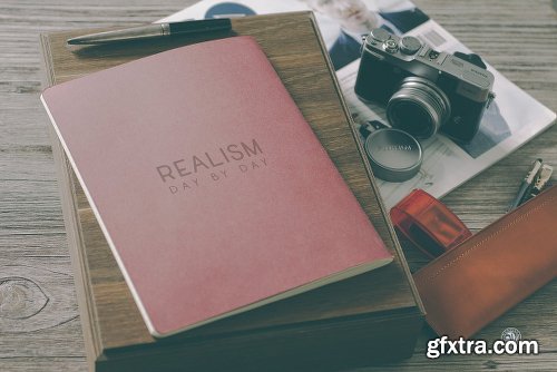 CreativeMarket Realism Font 2680840