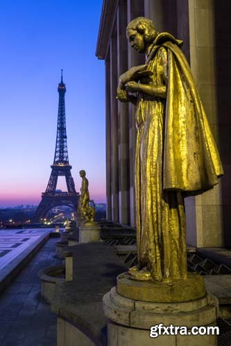 Photo - Eiffel Tower - 11xJPGs