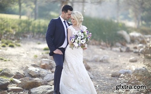 The Knot Wedding: Bride and Groom Photos by Jasmine Star