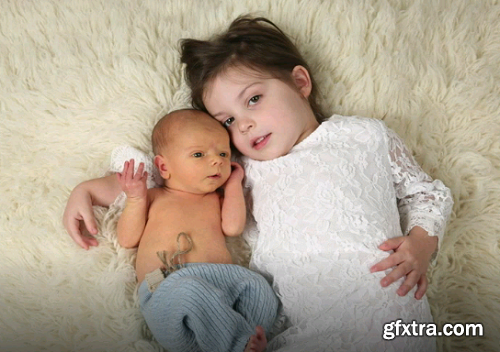 Studio Light Shoot: Newborn and Toddler with Moon Prop by Ana Brandt