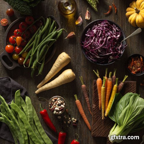 Karl Taylor Phorography - Healthy living flat lay: Raw vegetables
