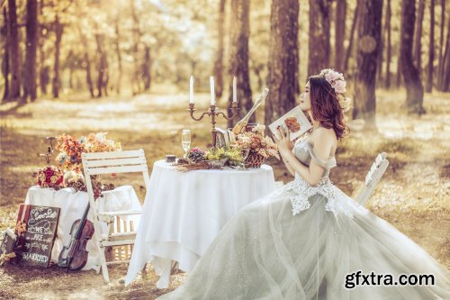 25 Glow Lightroom Presets