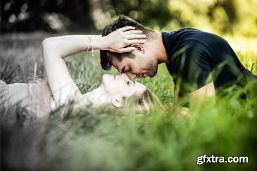 CreativeMarket - 30 Love Story Lightroom Presets 3841331