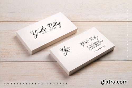 CreativeMarket - Yuanita - Modern Calligraphy Font 3955285