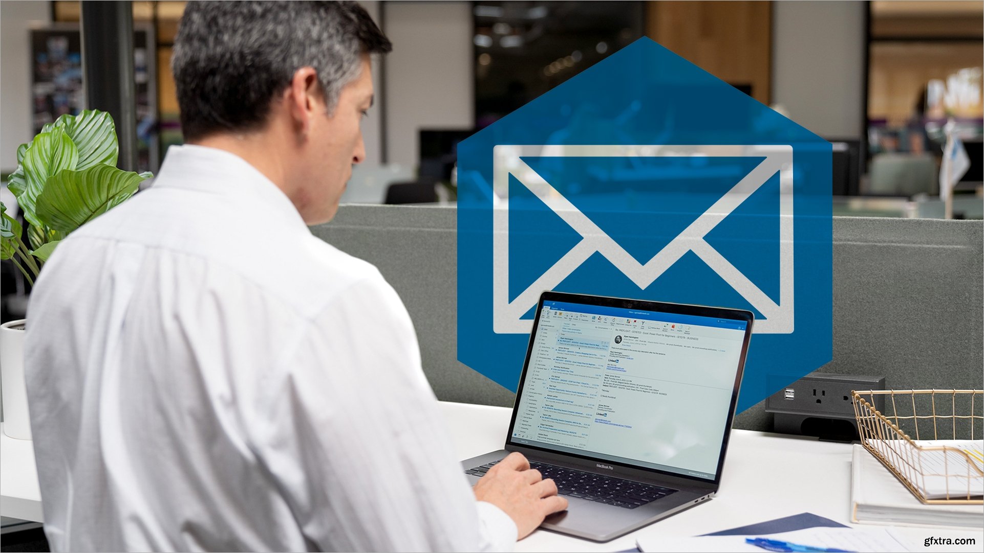 Writing an email. Write an e-mail. Business email. Писать email.