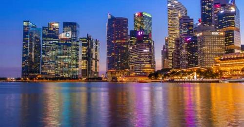 Evening in Singapore and the Backlight of Downtown - VZXFEBR