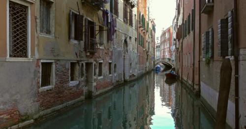 Old Houses and Narrow Canal in Venice, Italy - SQHCZAY