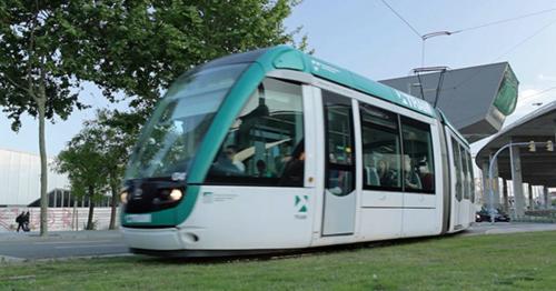 Tram In Barcelona - F6P4RQZ