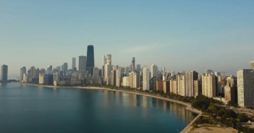 Aerial View of the Cityscape of Chicago, America Early in the Morning. Copter Flying Up To the City - BM46SE5