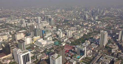 Aerial View on Bangkok Wih Roads and Skyscrapers - 8DMWQSU