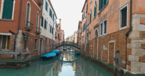 View Of Venice With Its Canals - K3UJNTE