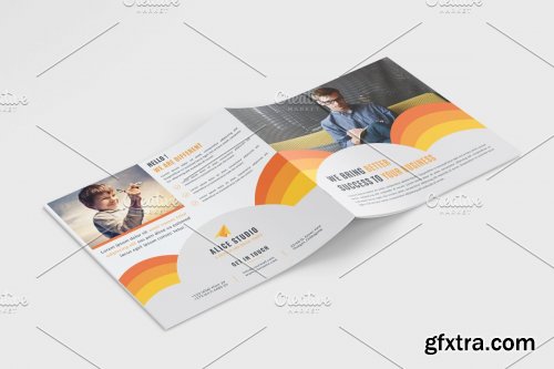 CreativeMarket - Square Bifold Brochure Template 4241573