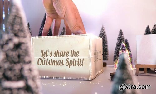 Videohive - Capture the Christmas Spirit! Premiere Pro Xmas Mogrt - 25210901