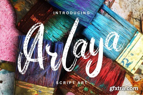 Arlaya Script Art Font