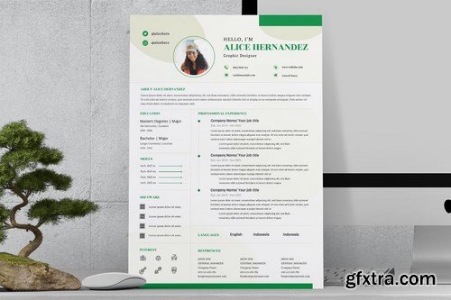 Female Resume CV Pro